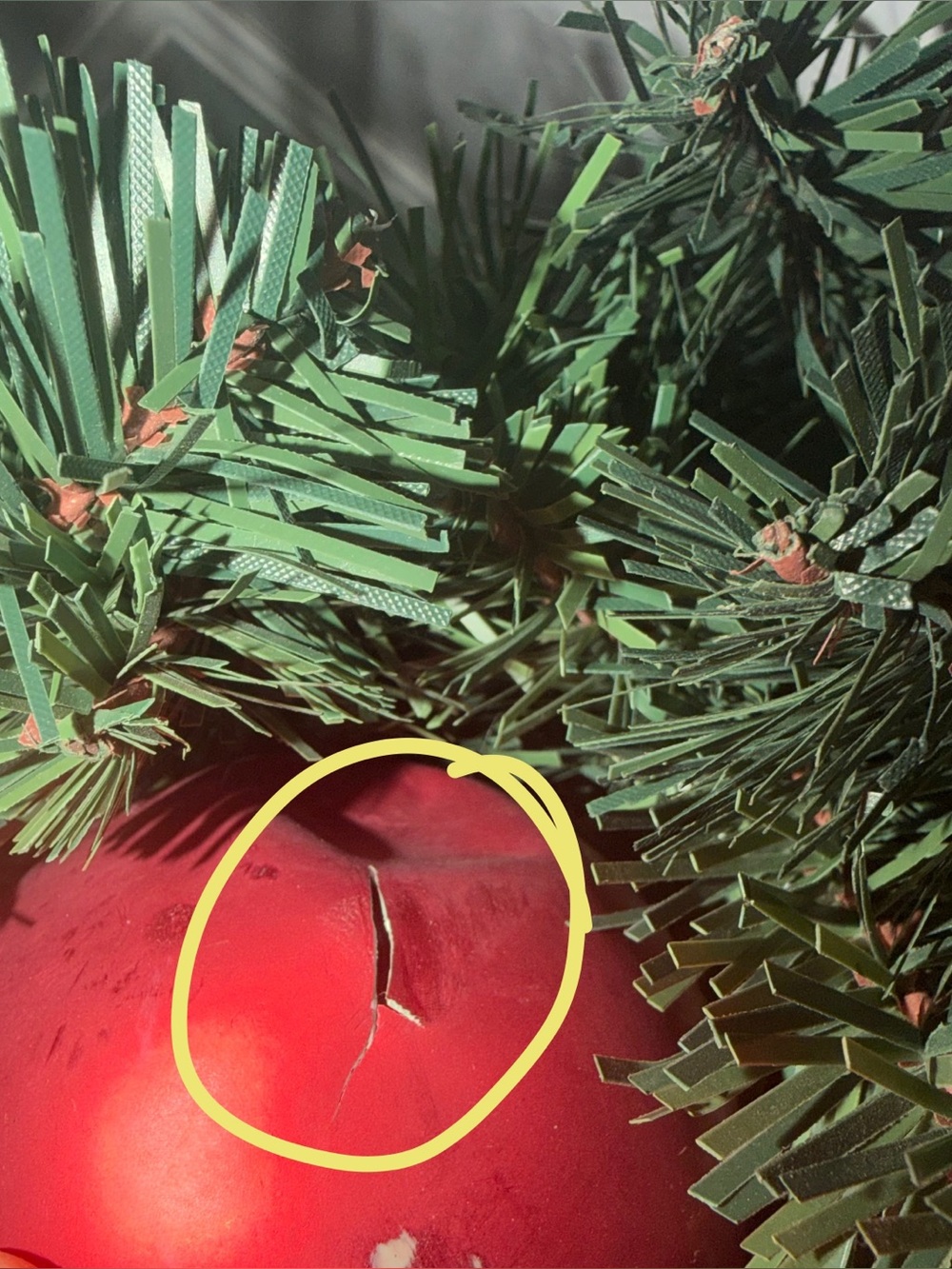 Festive Red Poinsettia Christmas Wreath - Picture 14 of 16